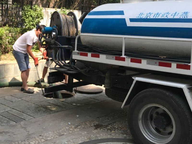 东莞东坑快速疏通马桶厕所改管换管隔油池清理管道淤泥